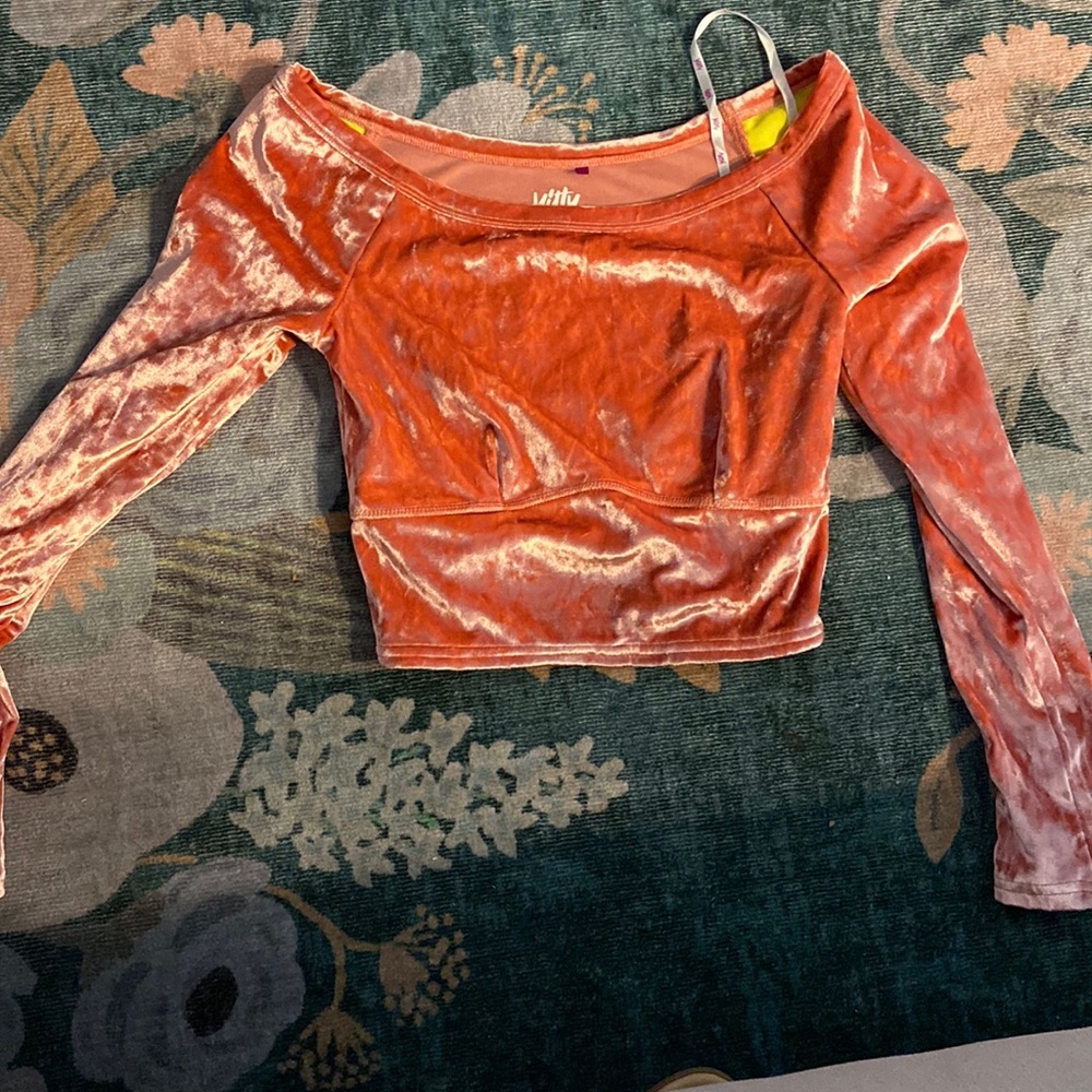 Yitty crop top